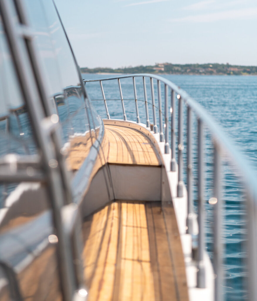 SMILE exterior deck