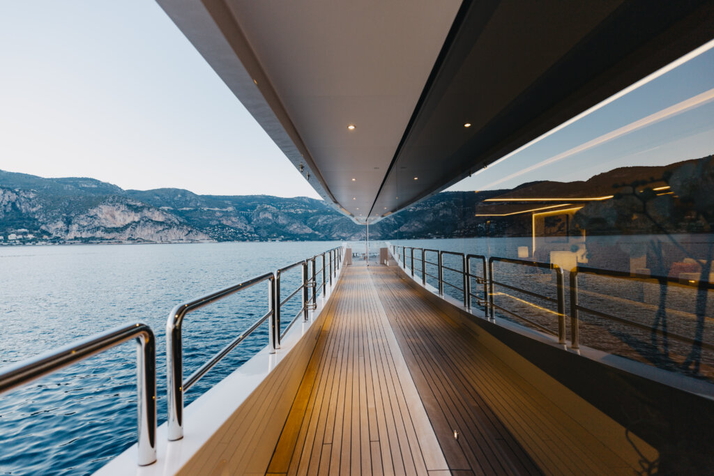 ALFA main aft deck side